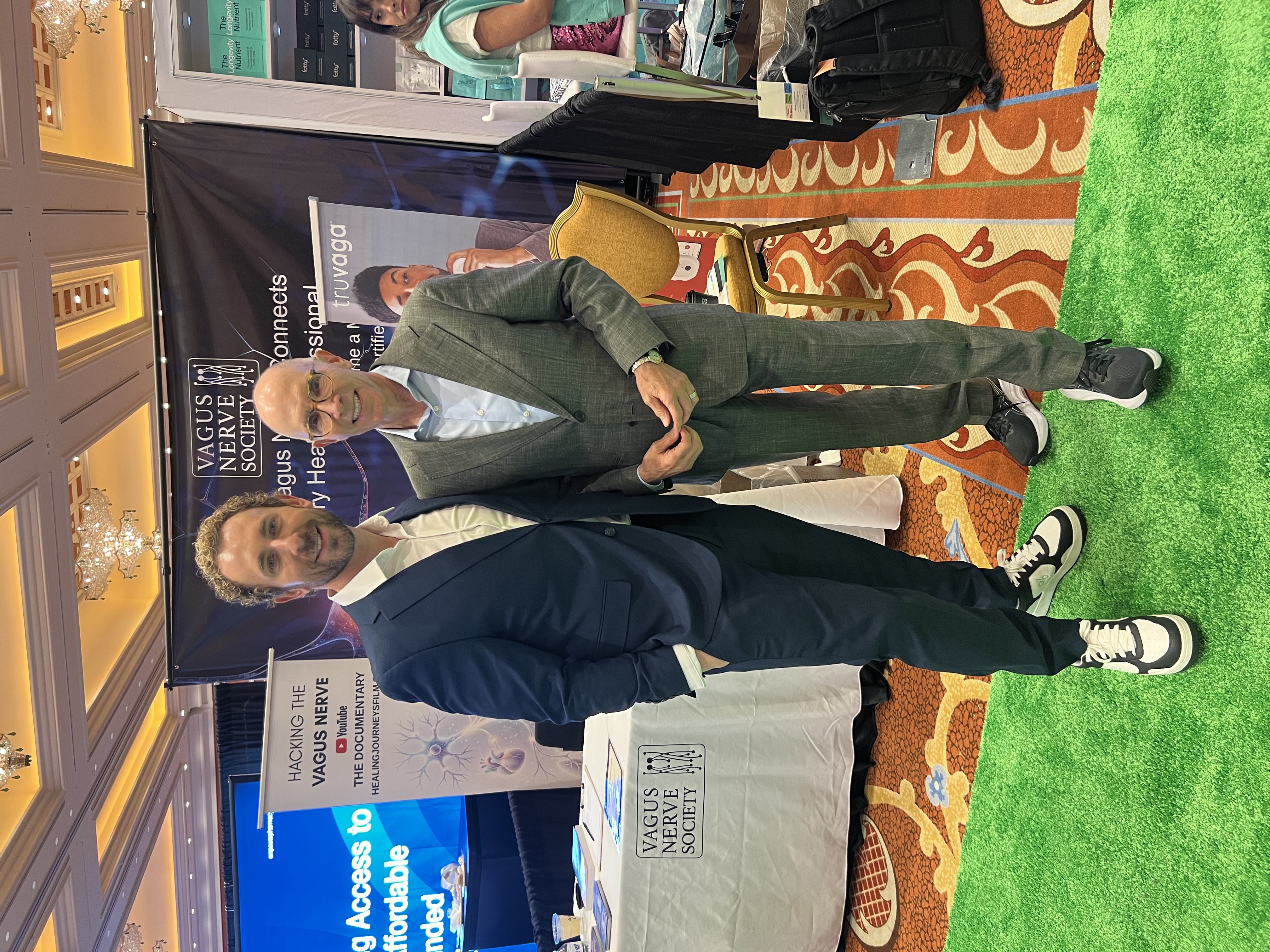 Dr. Mark Tager with a colleague at the Vagus Nerve Society